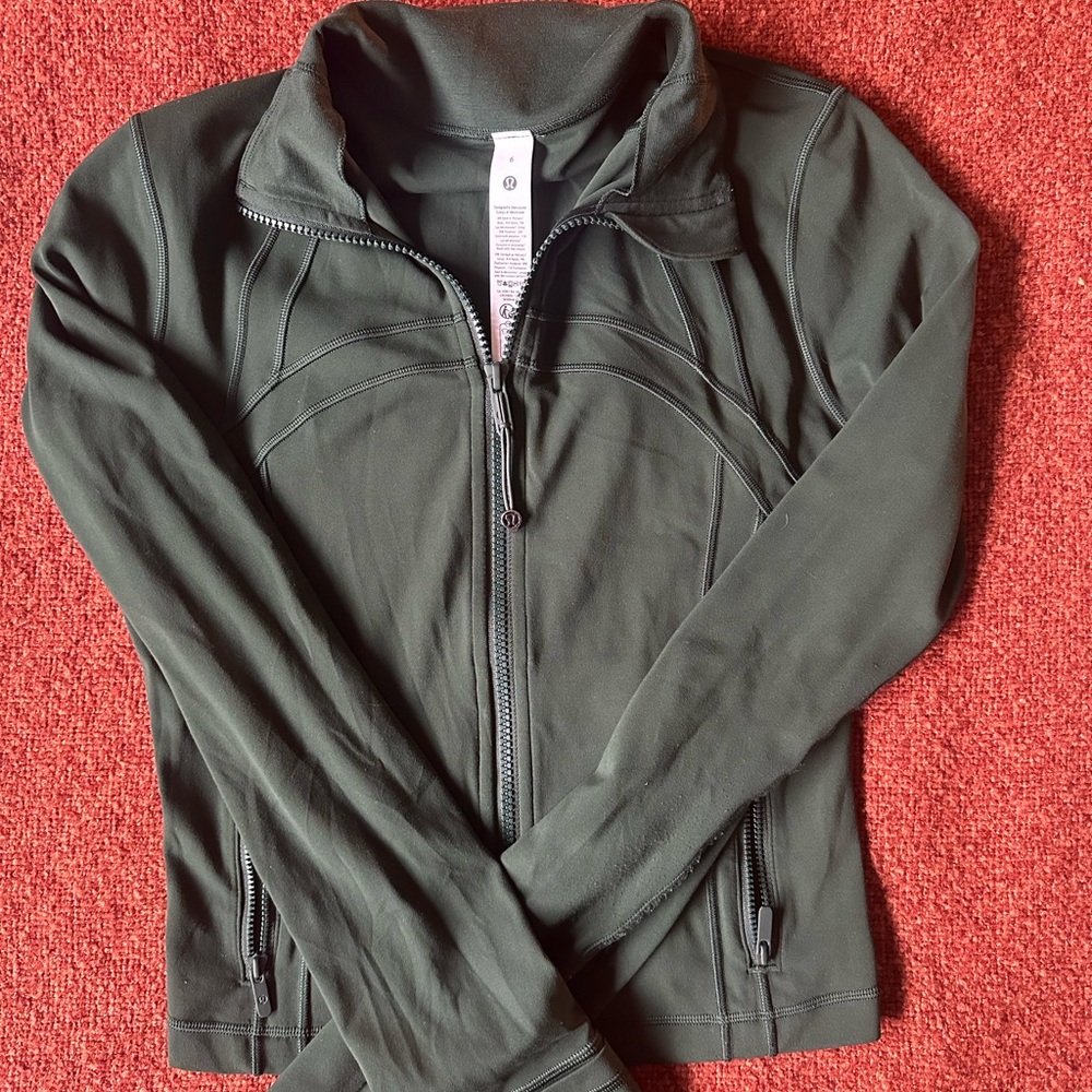 lululemon athletica Forest Green cropped define Jacket